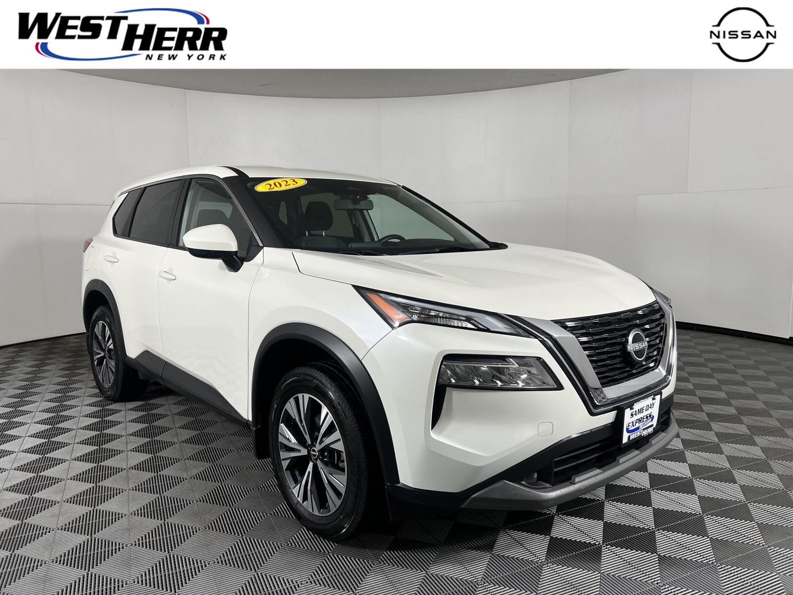 Used 2023 Pearl White Tricoat Nissan SV image 1