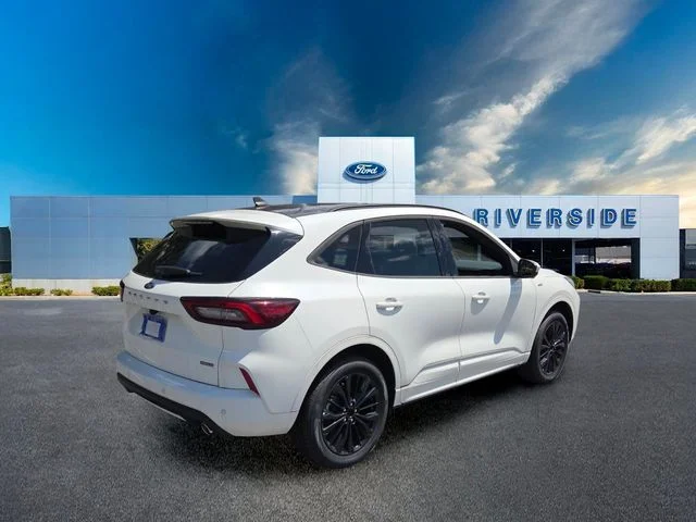 New 2025 Star White Metallic Tri-coat Ford ST-Line Elite image 6