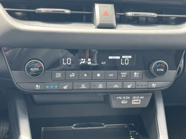 New 2026 ICE SILVER METALLIC Subaru Touring XT image 18