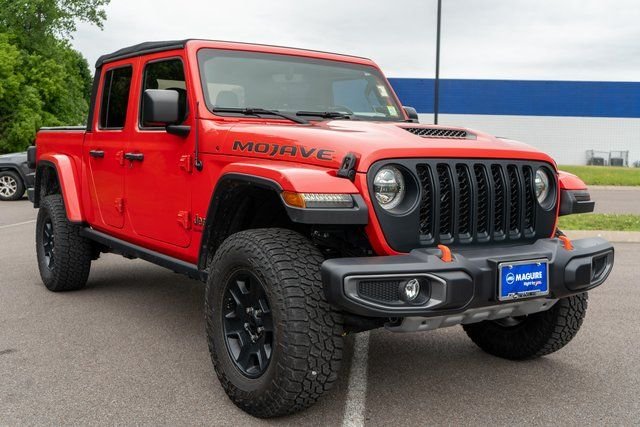 Used 2021 Red Clearcoat Jeep Mojave image 5
