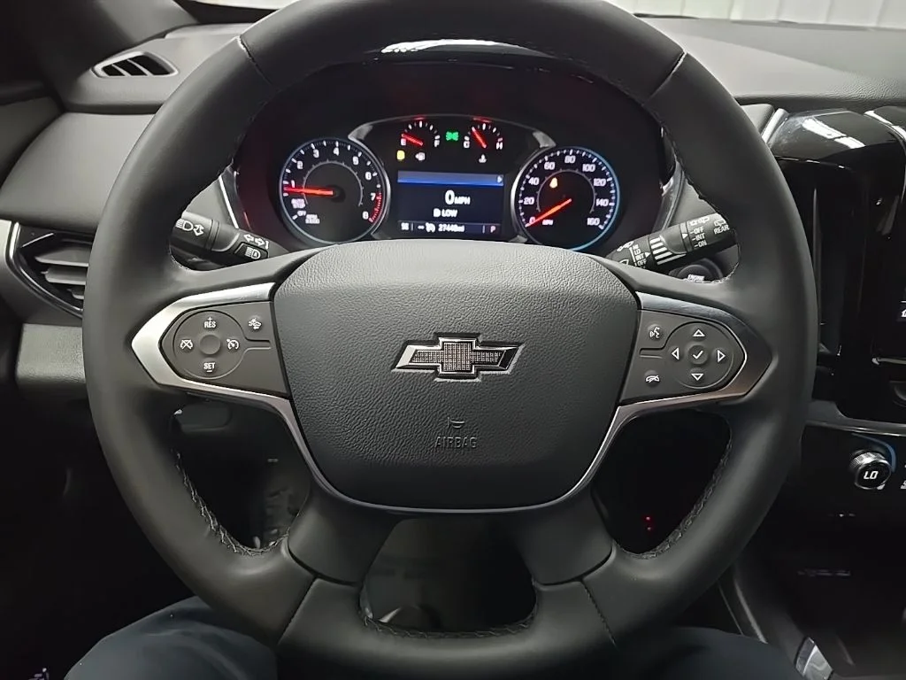 Used 2023 Blue Chevrolet LT image 18