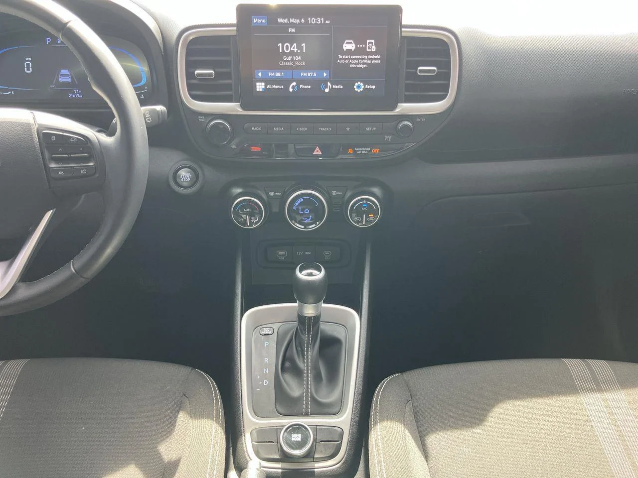 Used 2024 Red (Ultimate Red) Hyundai SEL image 17