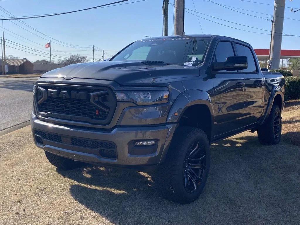 New 2026 Granite Crystal Metallic Clearcoat RAM Big Horn/Lone Star image 33