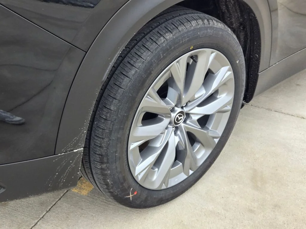 2026 Mazda CX-90 Preferred Package - Photo 11