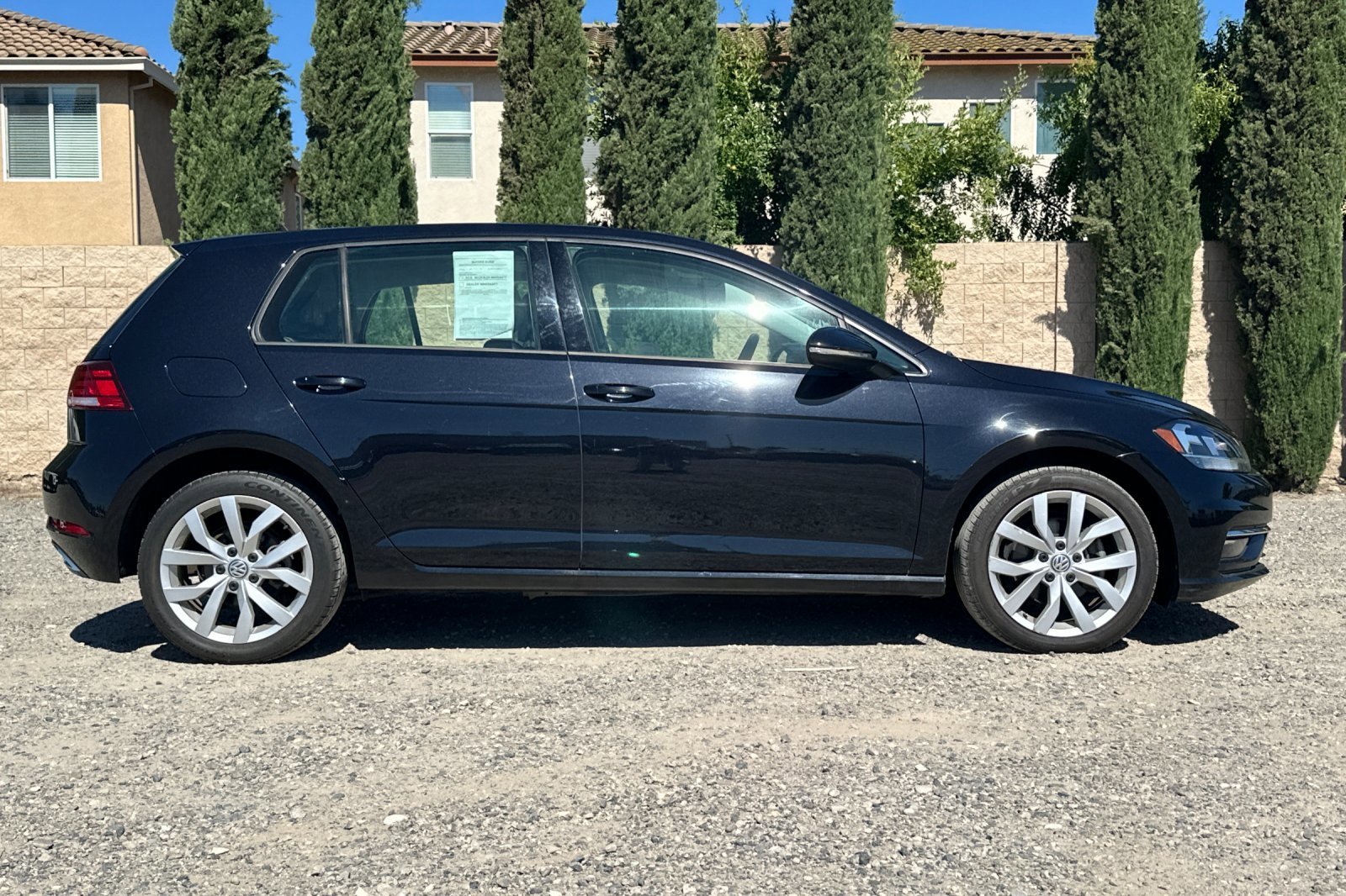 Used 2019 Black Volkswagen  image 3