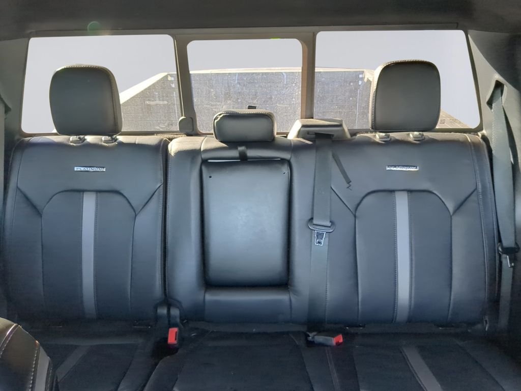 Used 2020 White Ford Platinum image 18