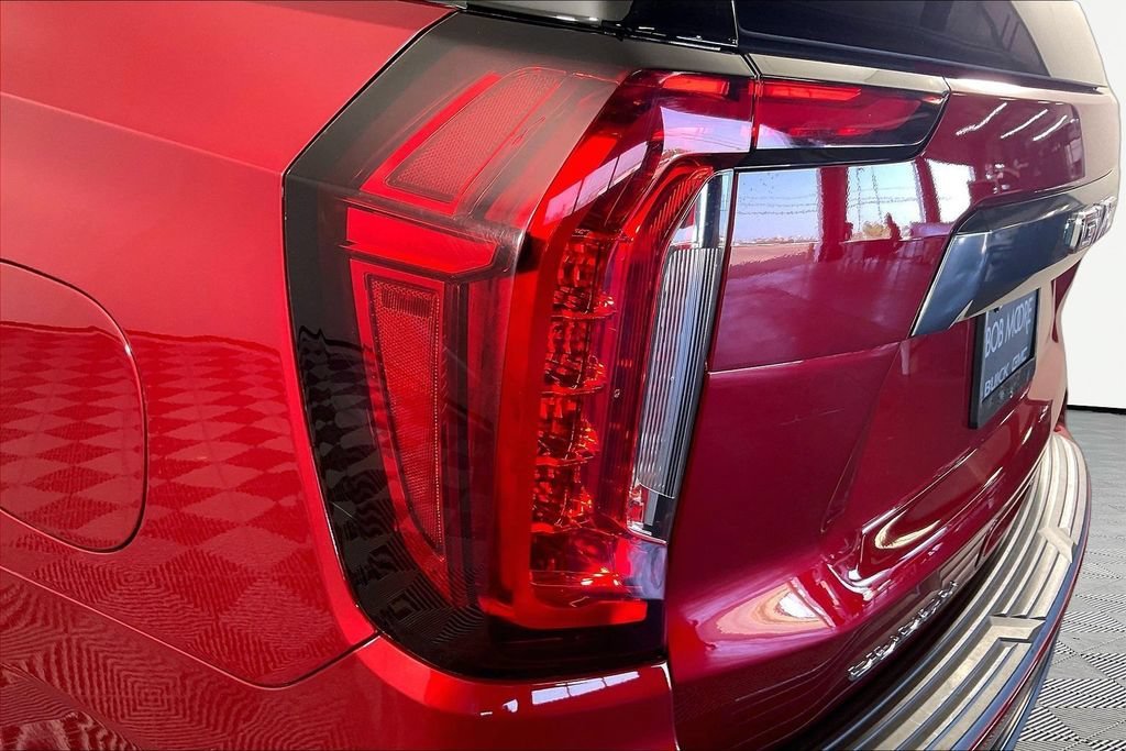 2023 GMC Yukon AT4 - Photo 21