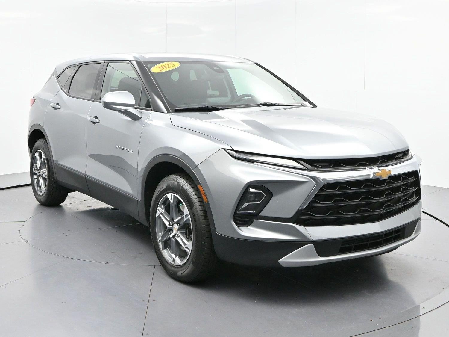 Used 2025 Sterling Gray Metallic Chevrolet 2LT image 2