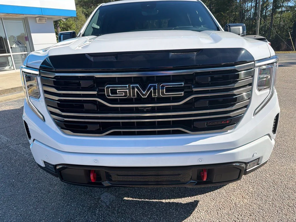 New 2026 Summit White GMC AT4 image 8