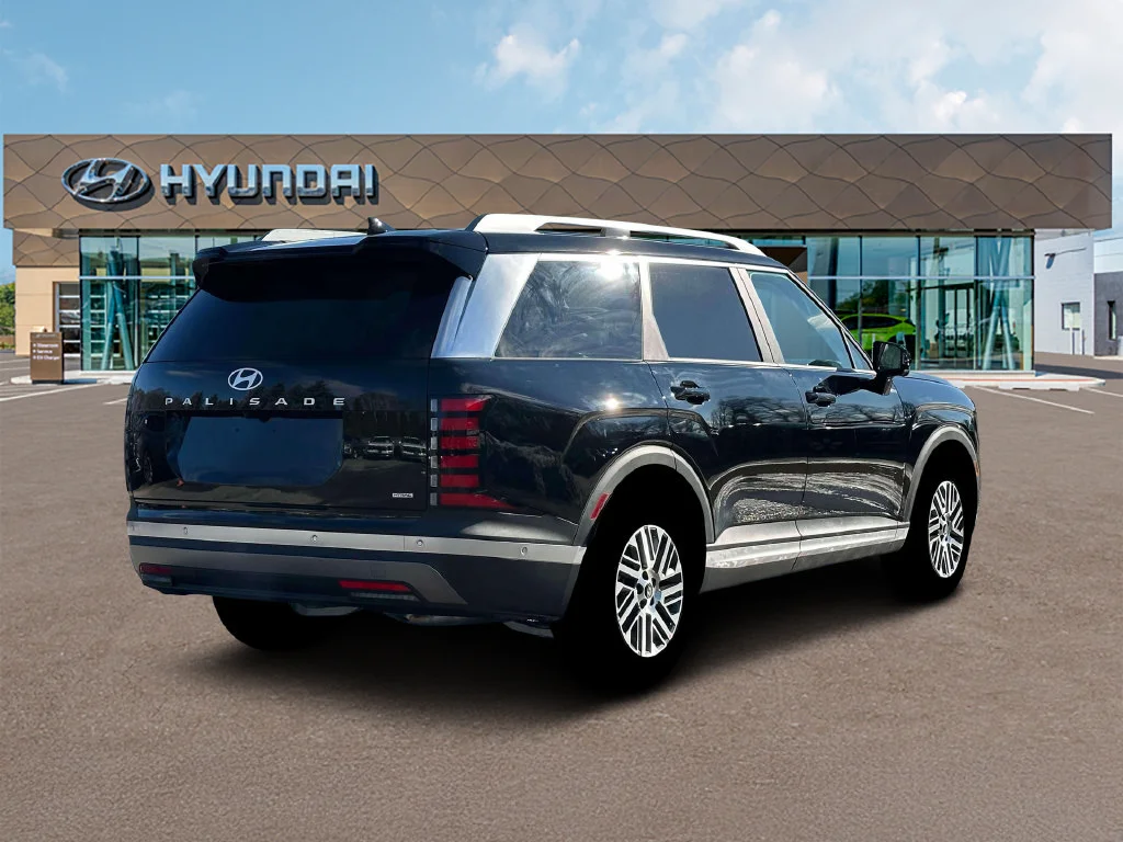 New 2026 Black Hyundai SEL Premium image 7