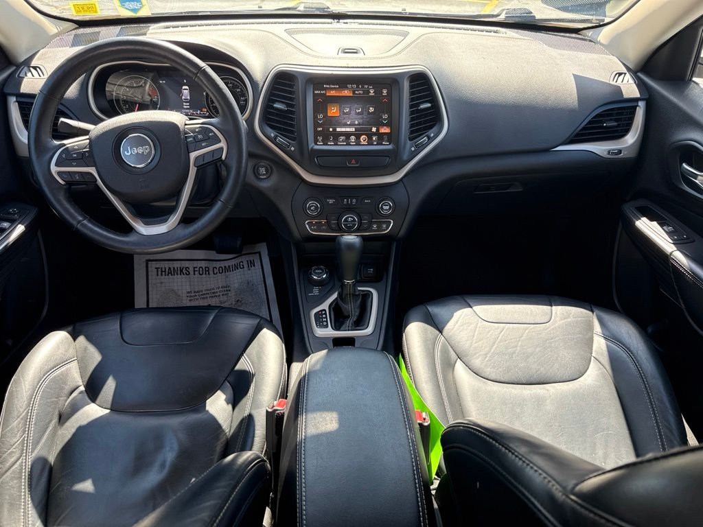 Used 2016 White Jeep Limited image 18