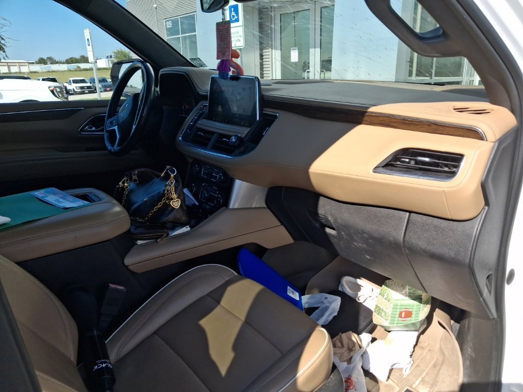 Used 2021 White Chevrolet Premier image 4