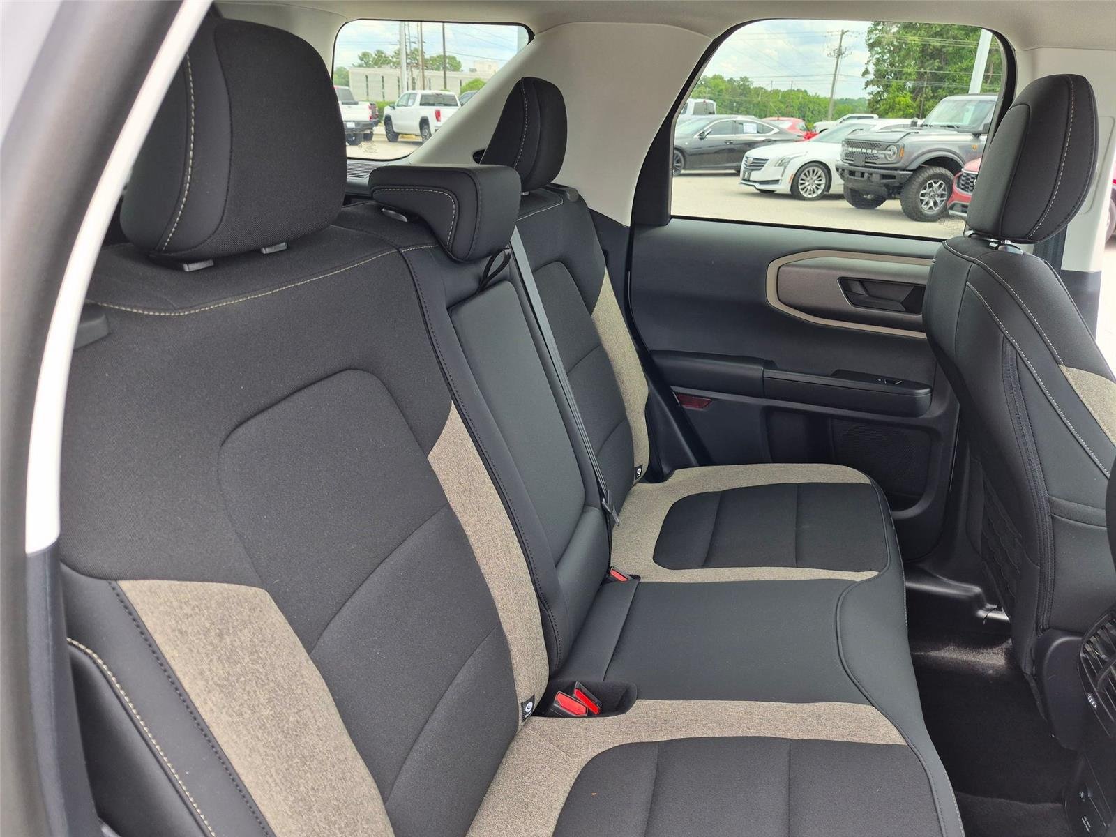 Used 2025 Oxford White Ford Big Bend image 26