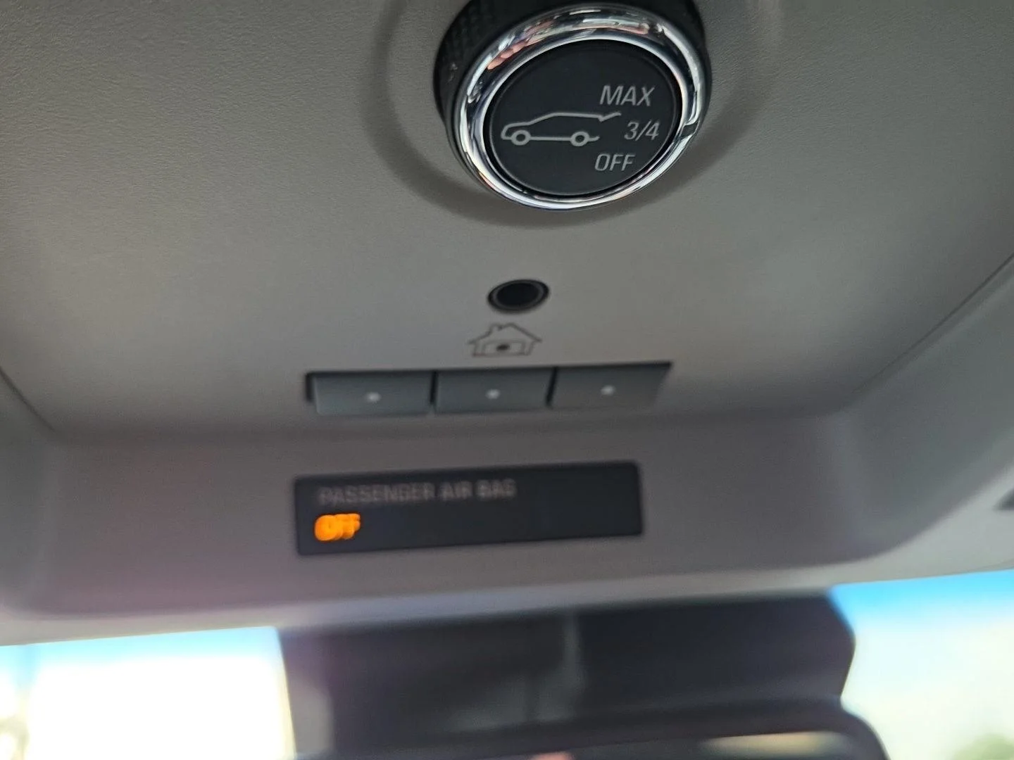 Used 2018 BLACK Chevrolet LT image 20
