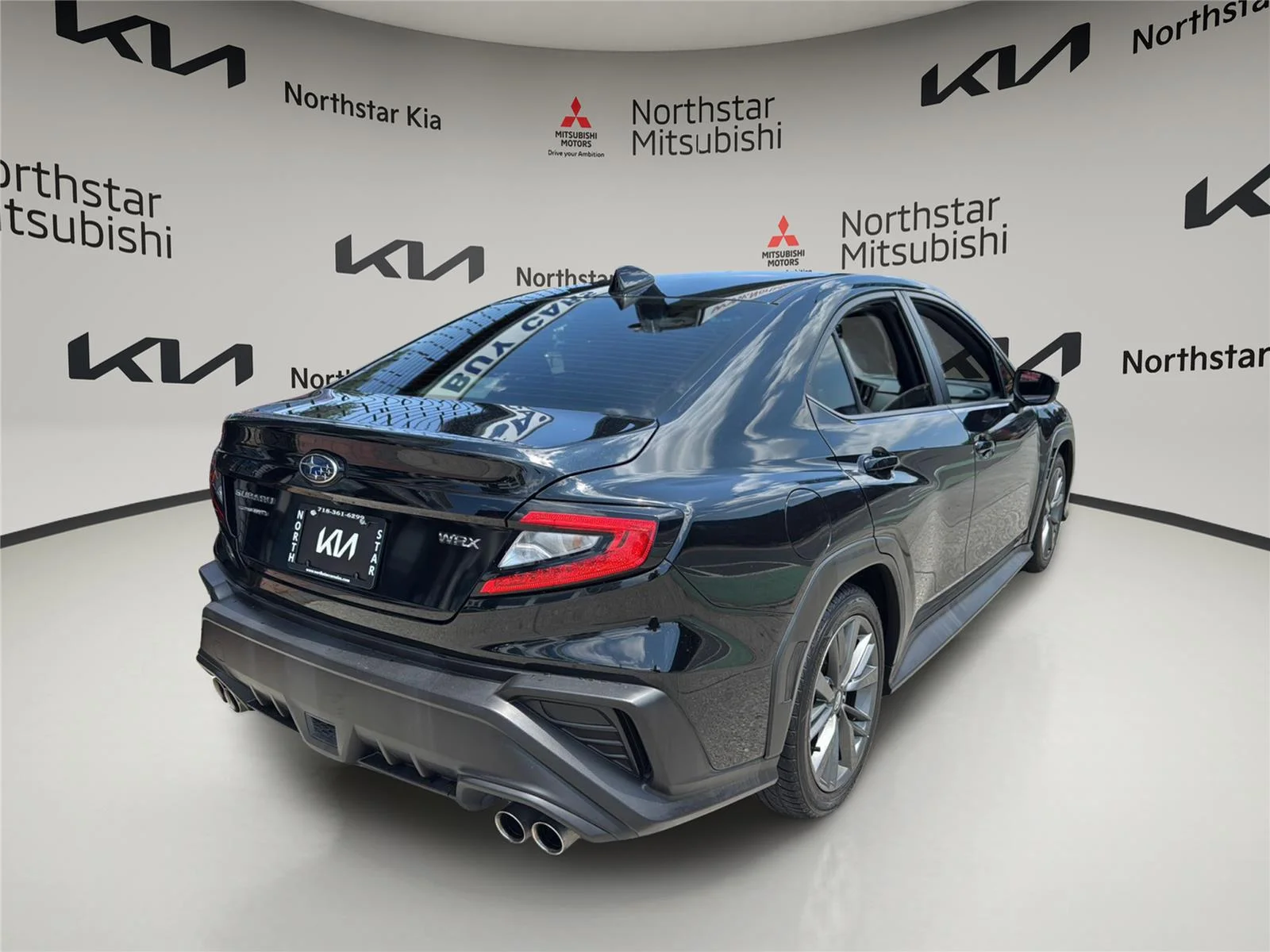 Used 2022 Crystal Black Silica Subaru BASE image 6