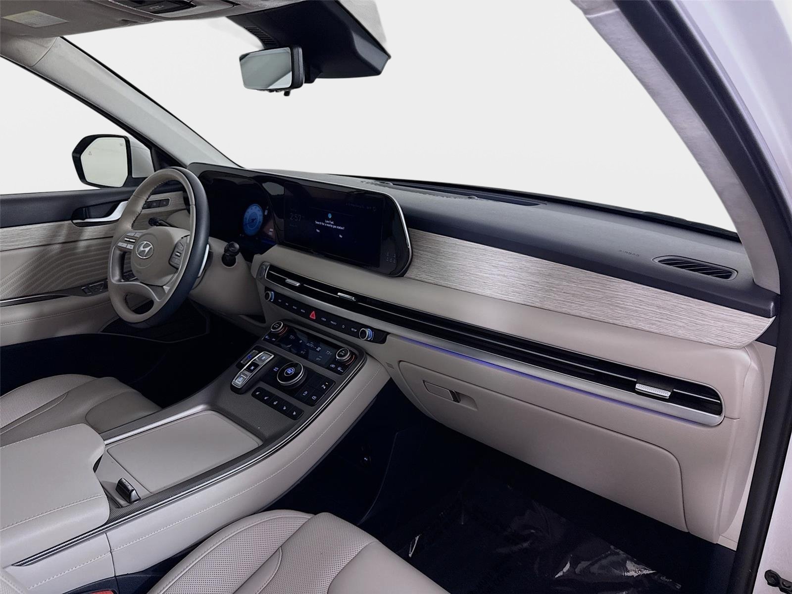 Used 2025 Hyper White Hyundai Calligraphy image 32
