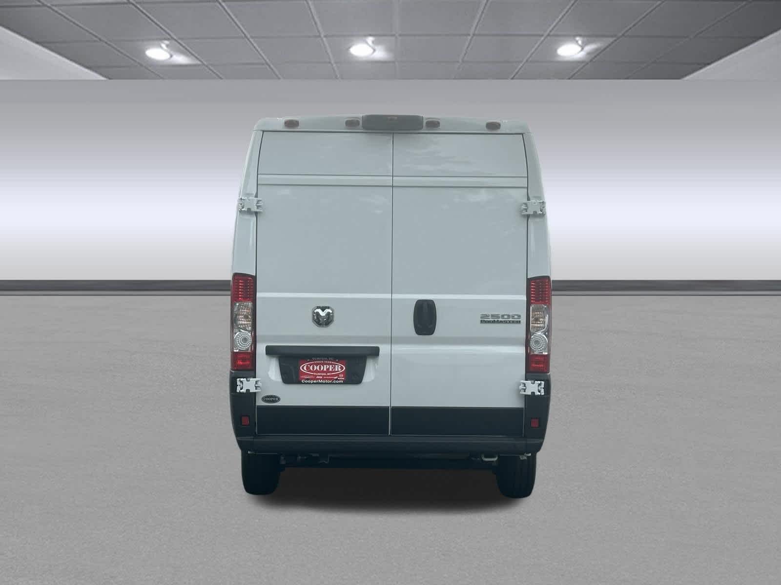 New 2026 Bright White Clear-Coat Exterior Paint RAM Tradesman image 4
