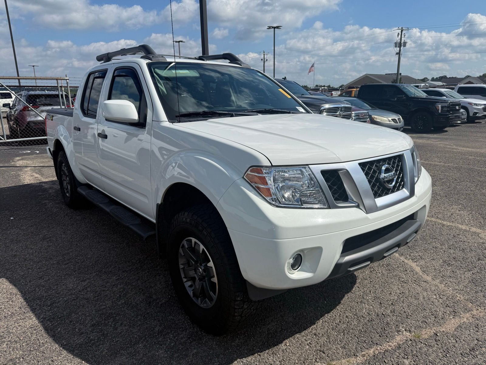 2020 Nissan Frontier PRO-4X Crew Cab 4X4's photo