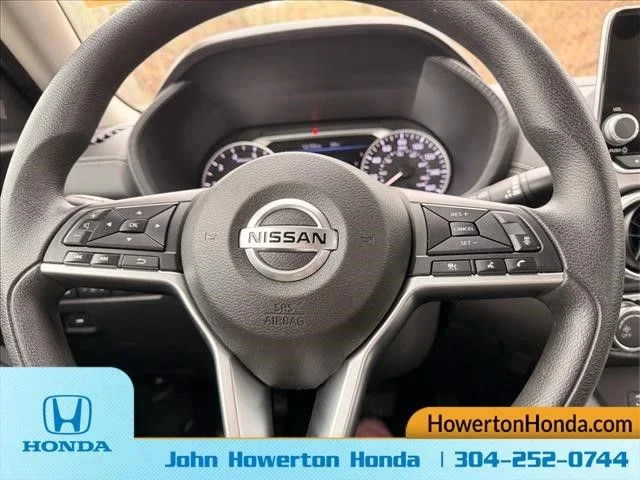 Used 2023 Red Nissan SV image 18