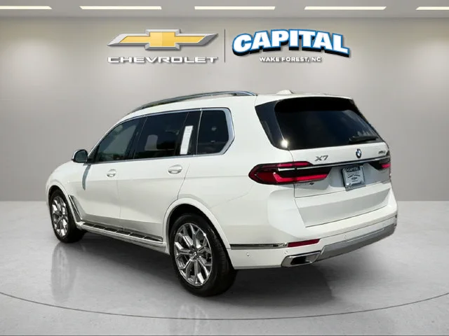 Used 2026 White BMW xDrive40i image 4