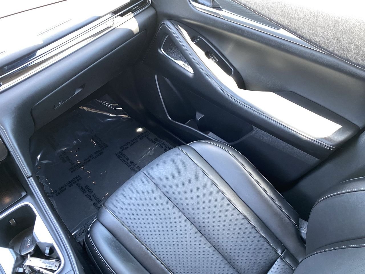 Certified Used 2026 Mineral Black INFINITI LUXE image 19