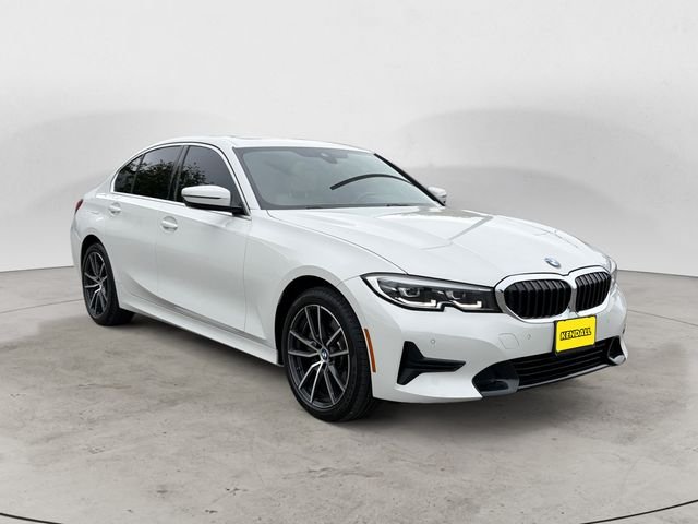 Used 2021 White BMW 330i xDrive image 3