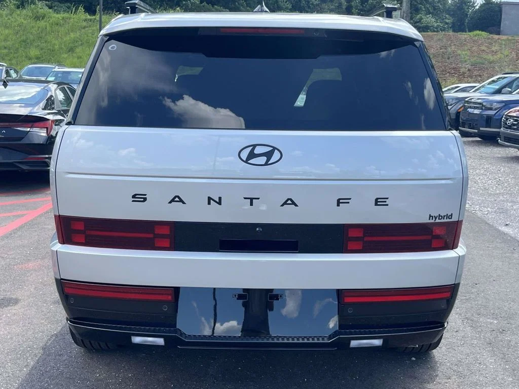 New 2026 Silver Hyundai Calligraphy image 4