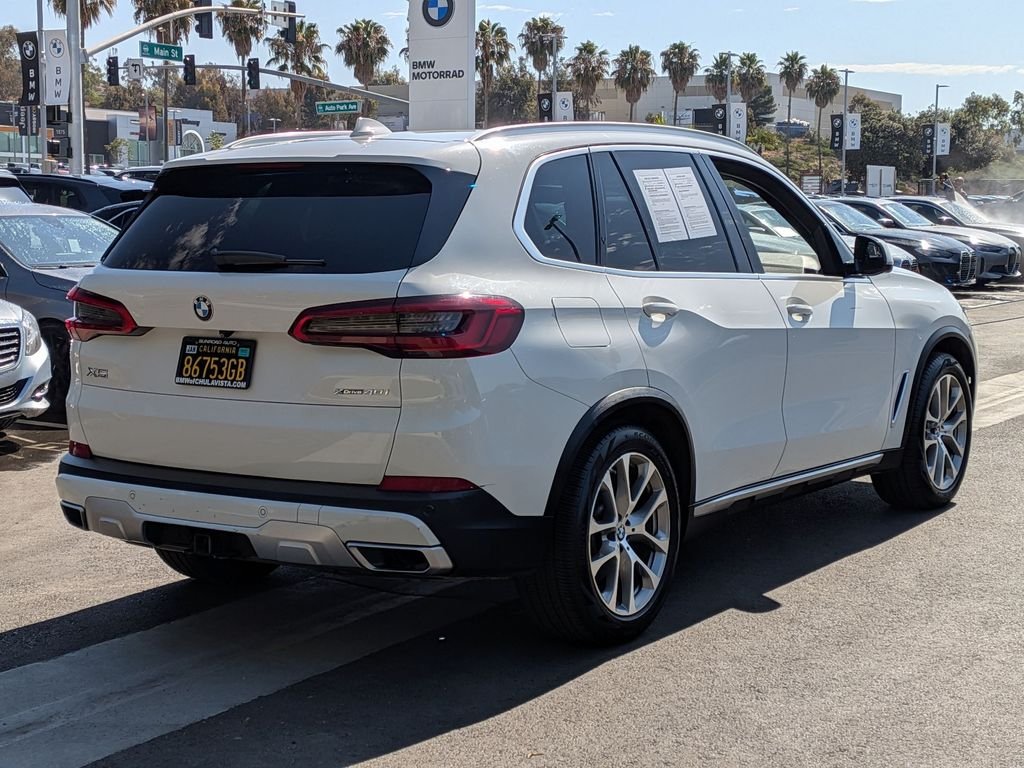 Used 2019 White BMW xDrive40i image 6