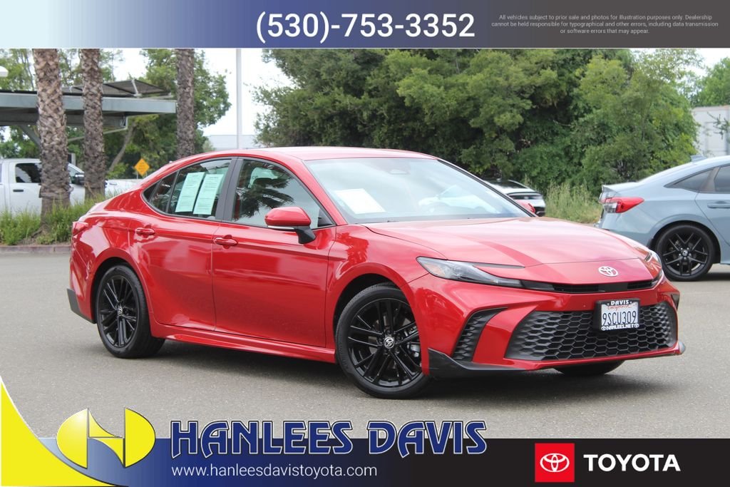 2025 Toyota Camry SE