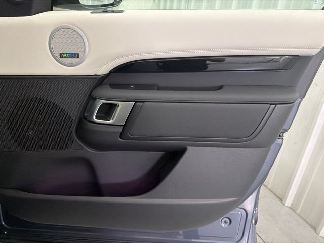 New 2026 Varesine Blue Land Rover S image 22