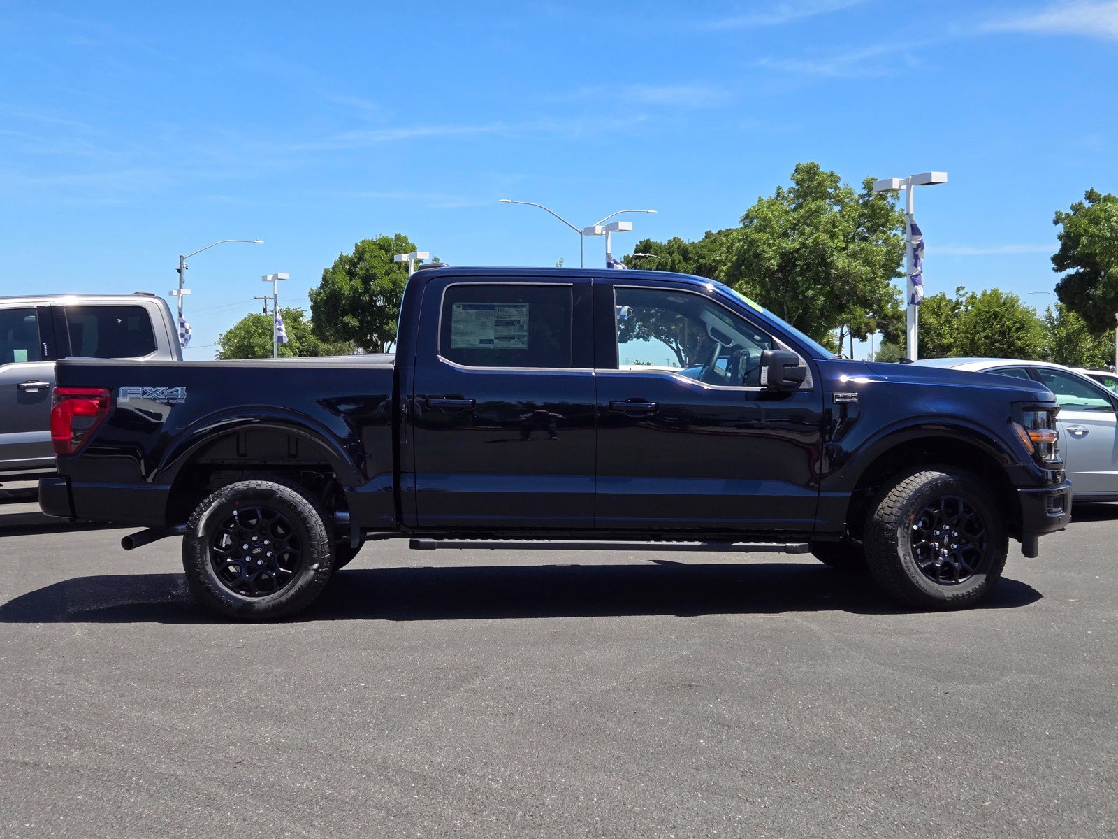 New 2026 Antimatter Blue Metallic Ford XLT image 3