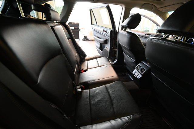 Used 2018 Gray Subaru 2.5i image 26
