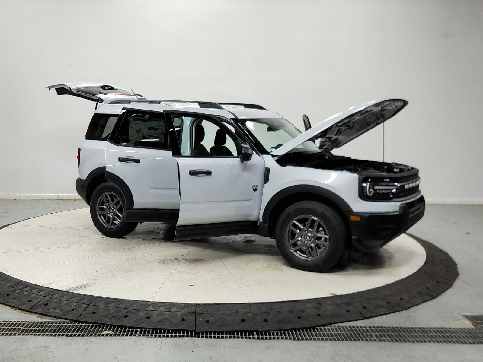 New 2026 Space White Metallic Ford Big Bend® image 10