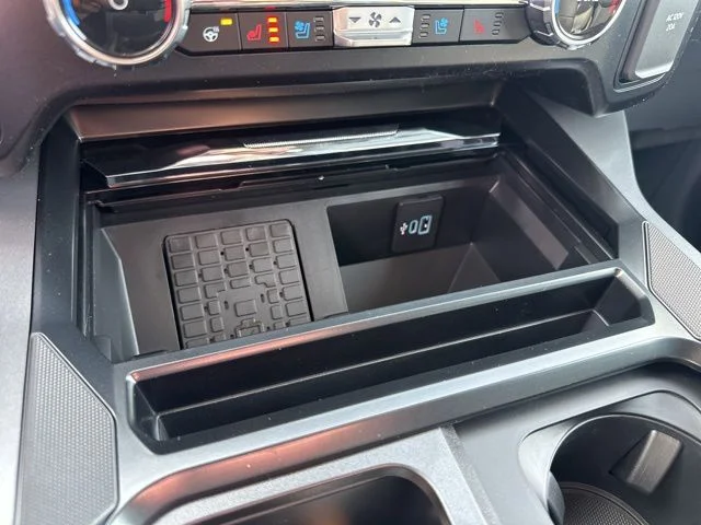 2026 Ford F-350 Super Duty Chassis Cab Lariat - Photo 32