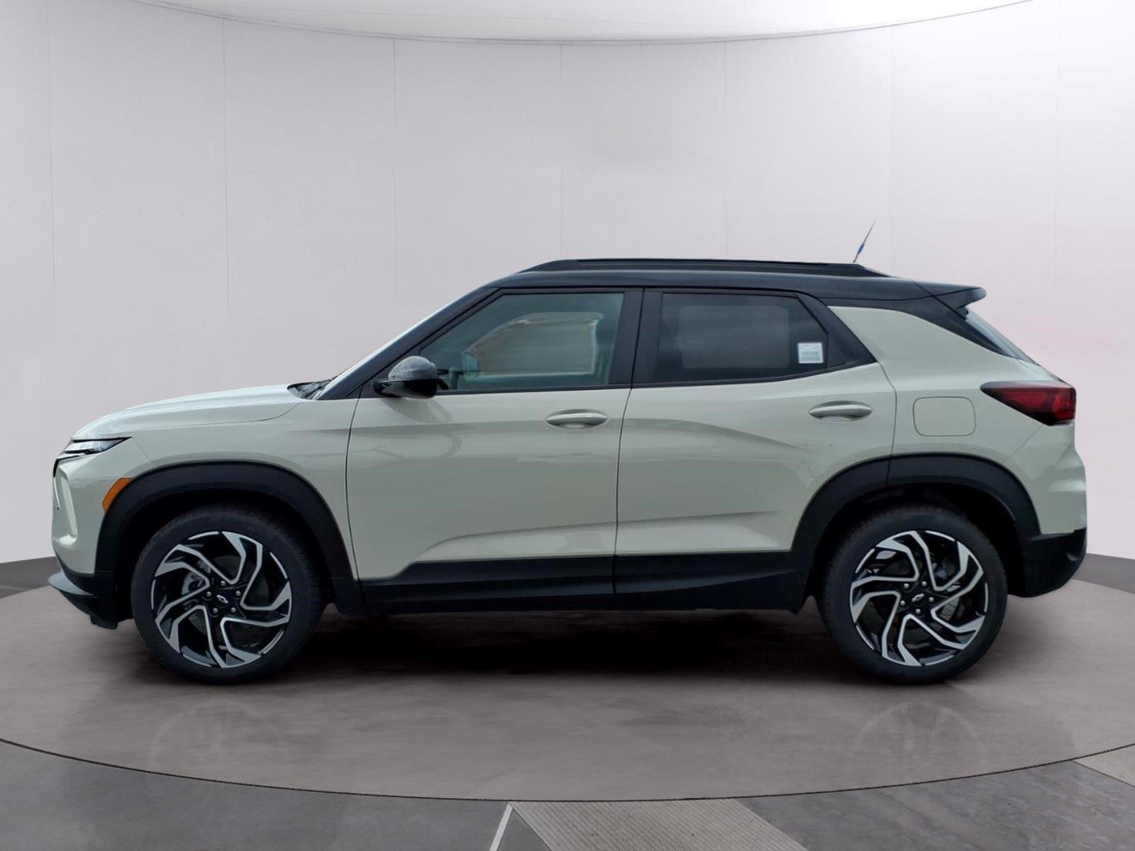 New 2026 White Sands Chevrolet RS image 2