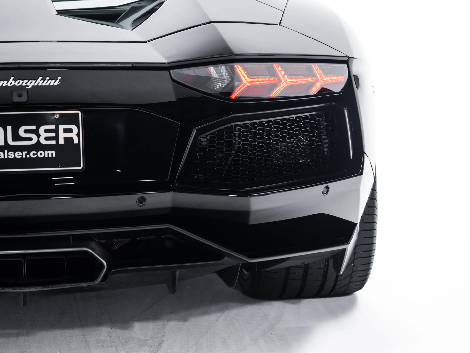 Used 2014  Lamborghini LP700-4 image 24