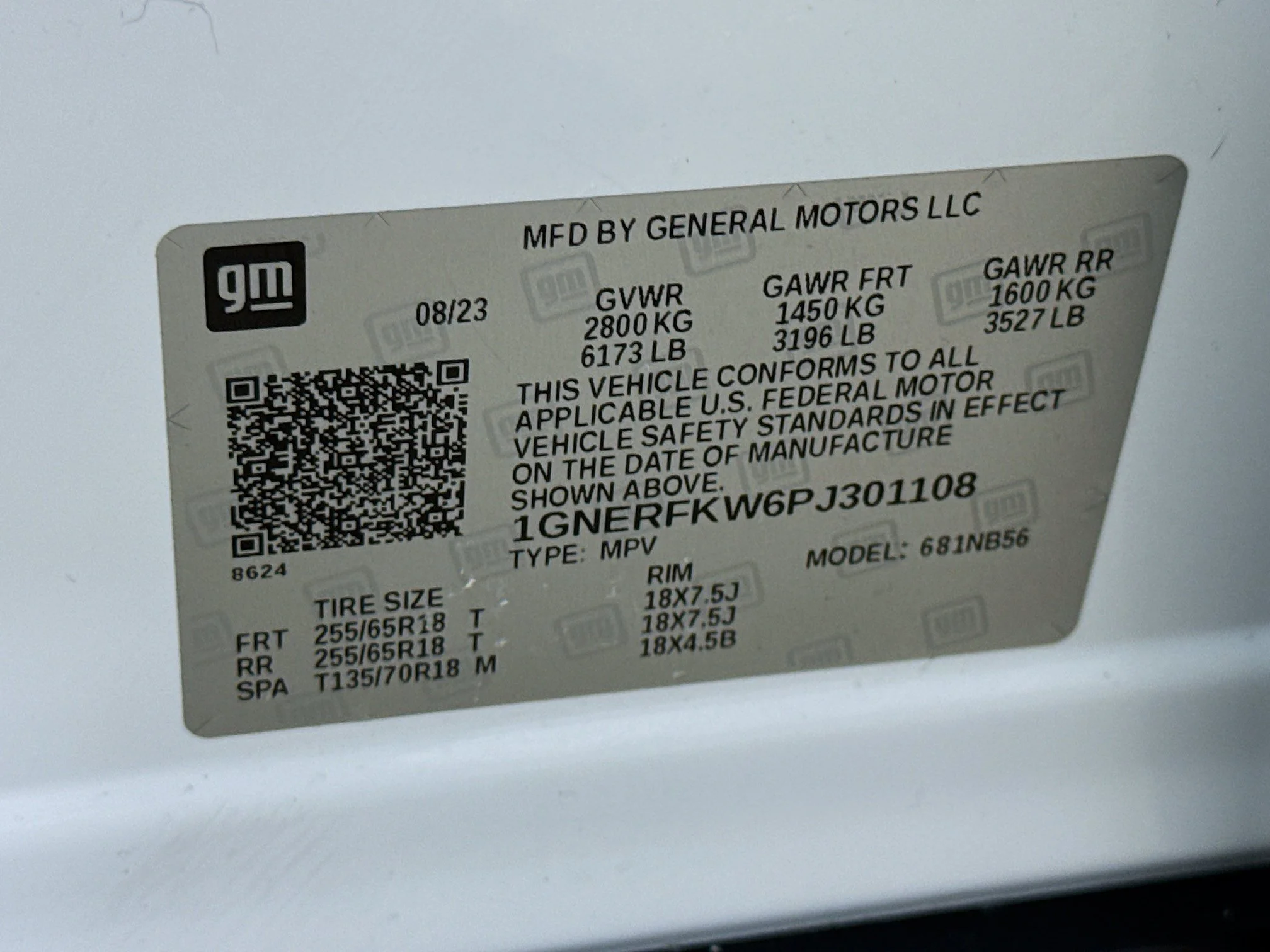 Used 2023 Summit White Chevrolet LS image 34