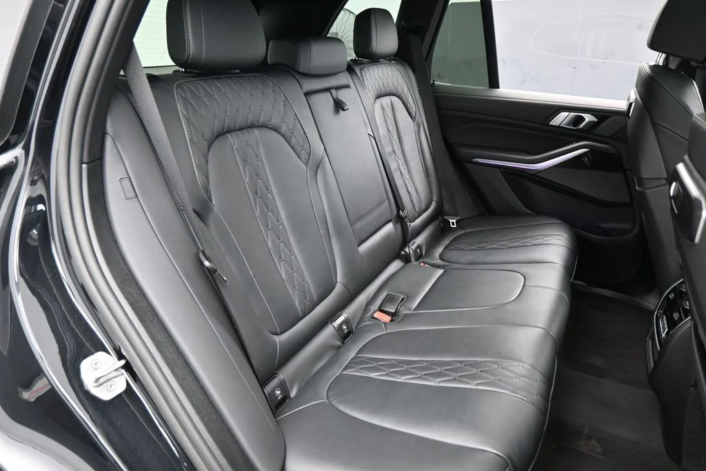 Used 2025 Black Sapphire Metallic BMW xDrive50e image 49