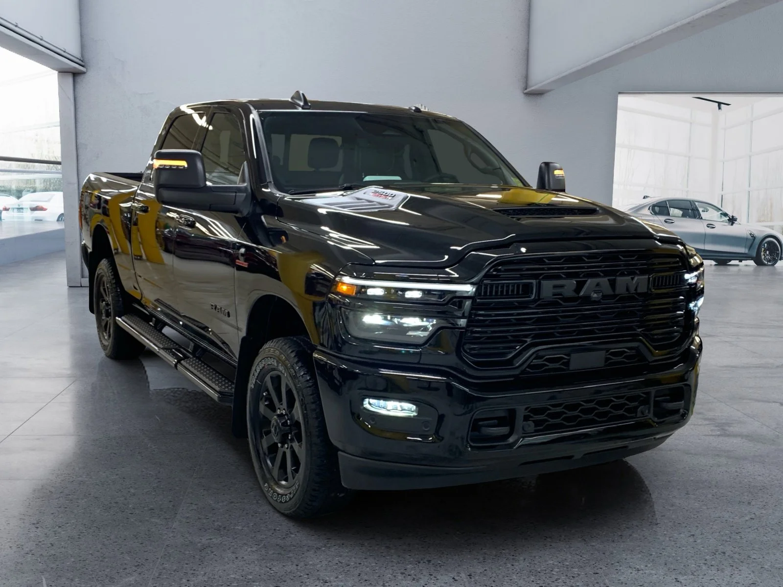 New 2026 Diamond Black Crystal Pearl Ram Laramie image 7