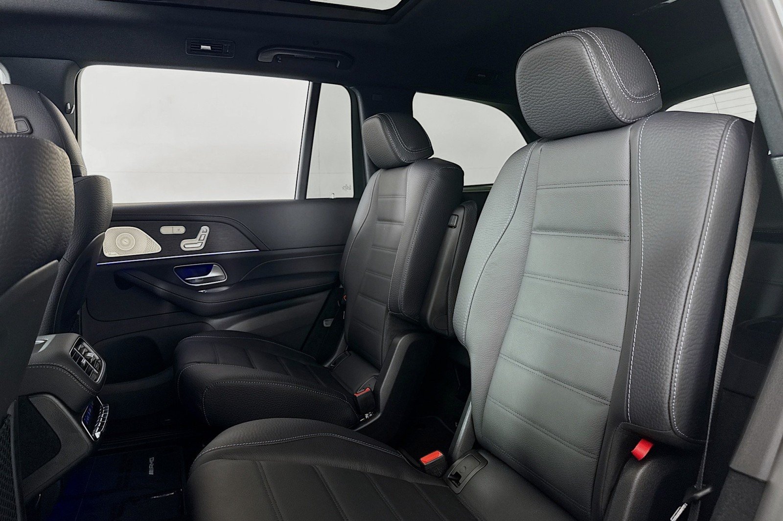 New 2026 MANUFAKTUR Alpine Grey Mercedes-Benz GLS 580 4MATIC® SUV image 7