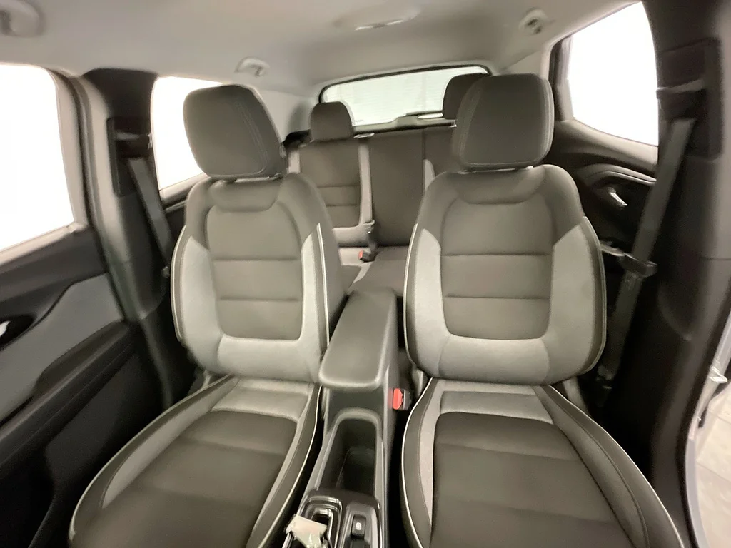 Used 2023 Sterling Gray Metallic Chevrolet LT image 20