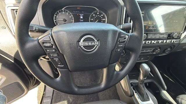 2026 Nissan Frontier SV - Photo 18