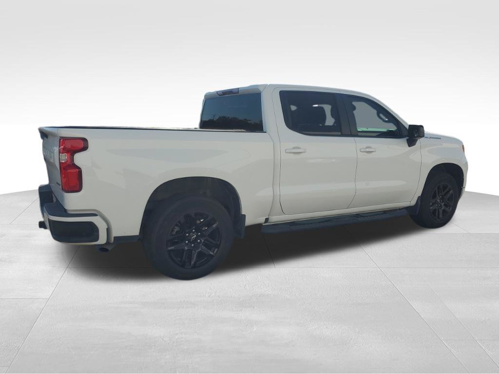 Used 2022 White Chevrolet RST image 6