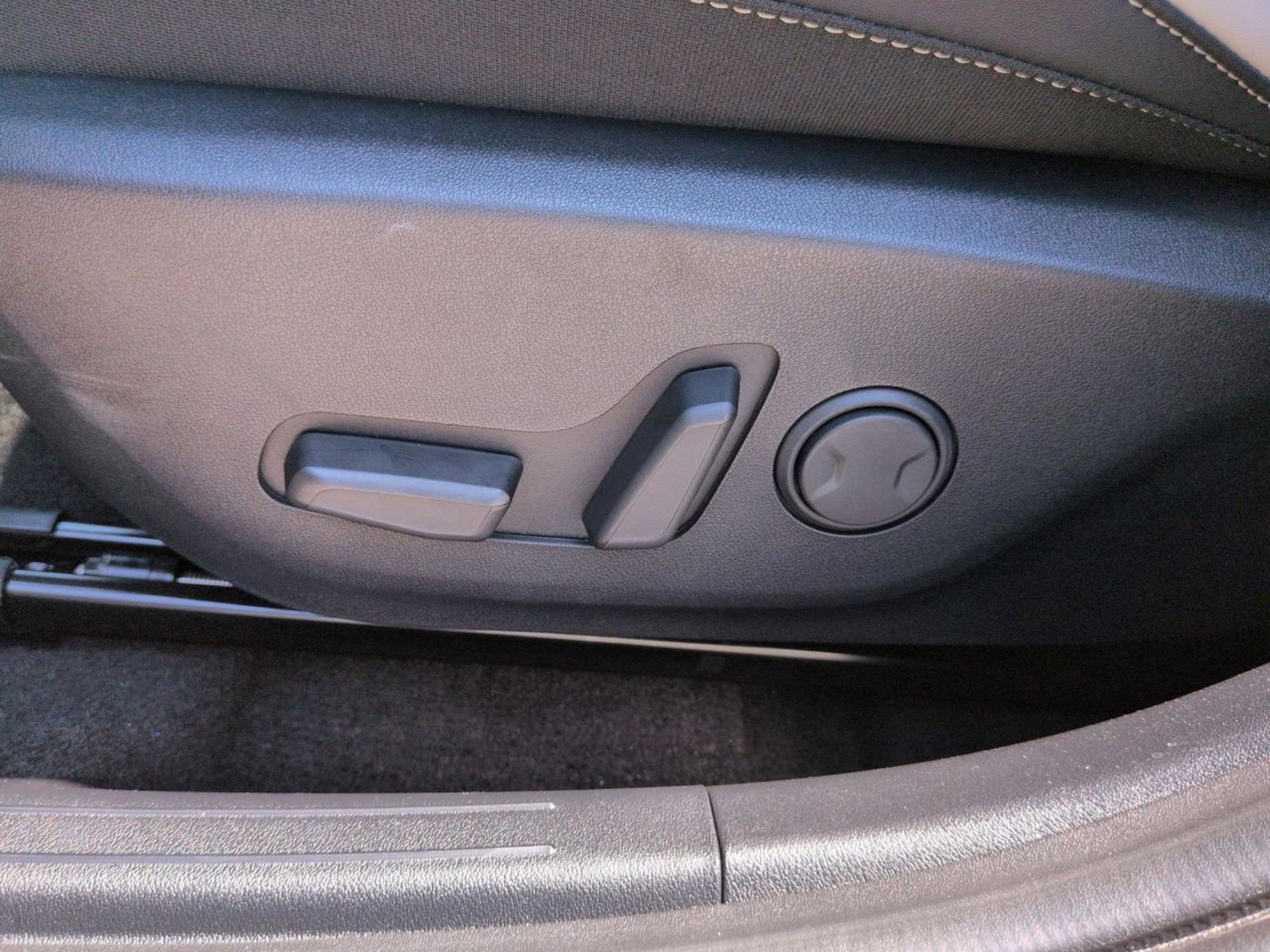 New 2026 Aurora Black Pearl Kia GT-Line image 30