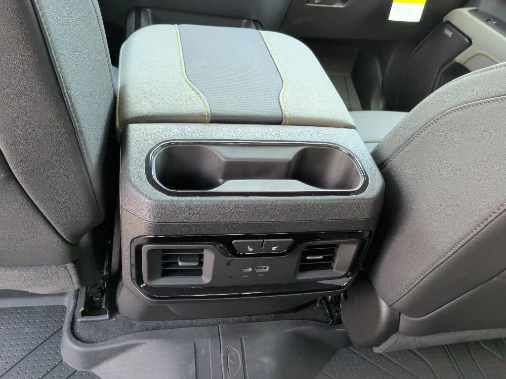 2026 Chevrolet Silverado 2500 HD ZR2 - Photo 41