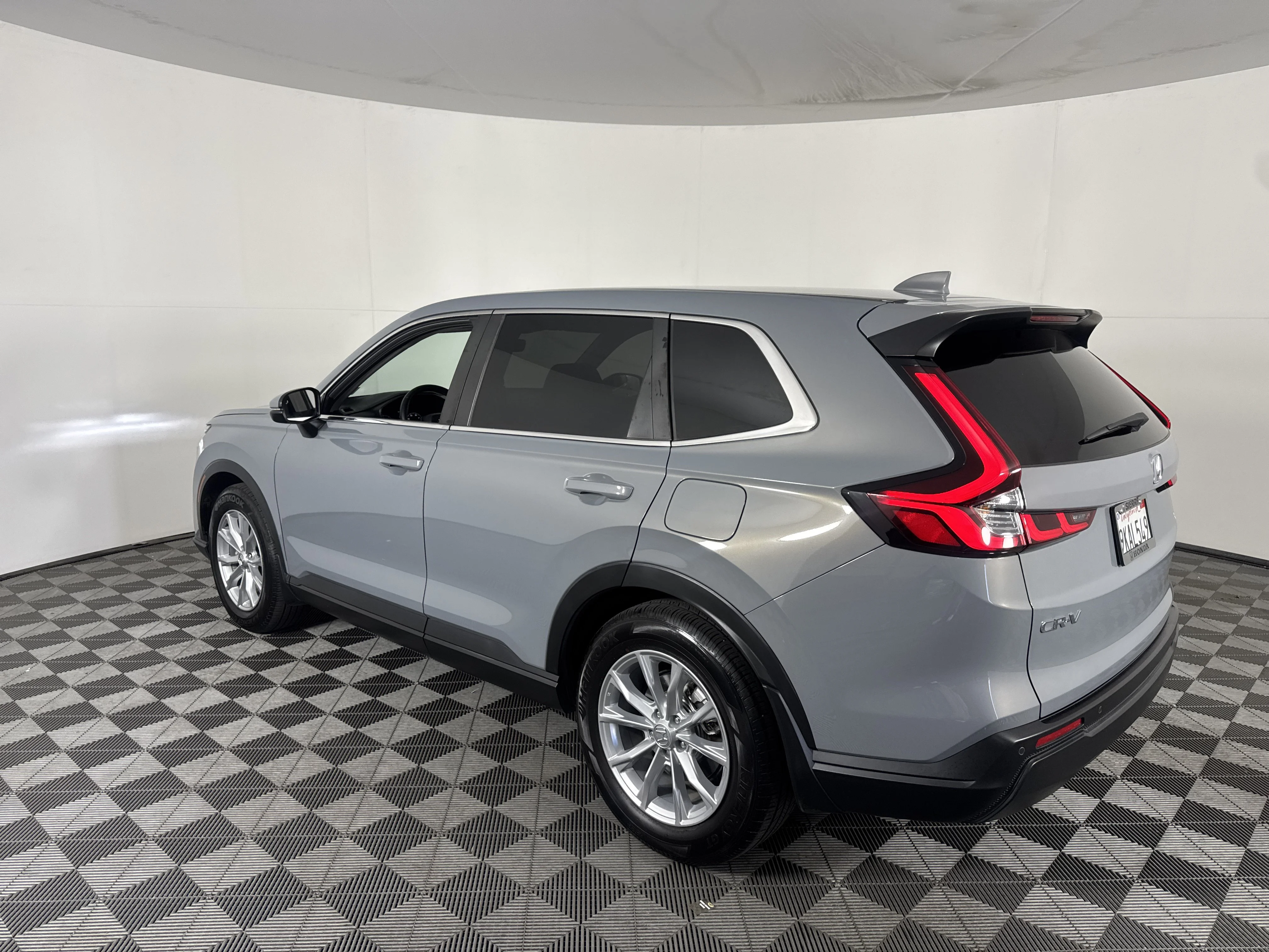 Certified Used 2024 Urban Gray Pearl Honda 1.5T 2WD EX-L image 42