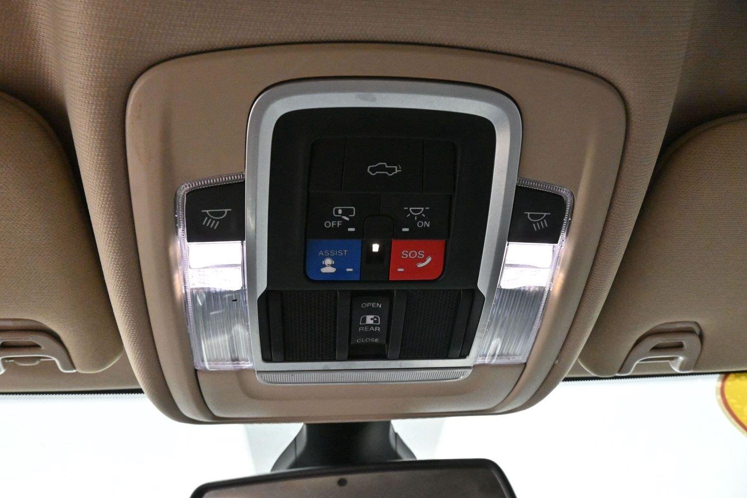 Used 2021 Diamond Black Crystal Pearlcoat Ram Laramie image 28