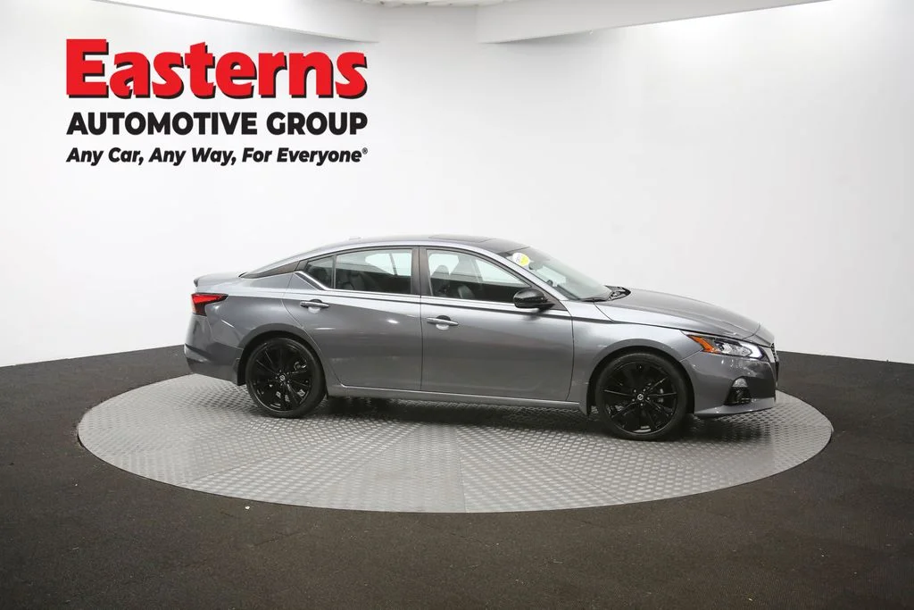 Used 2022 Gray Nissan 2.5 SR image 44