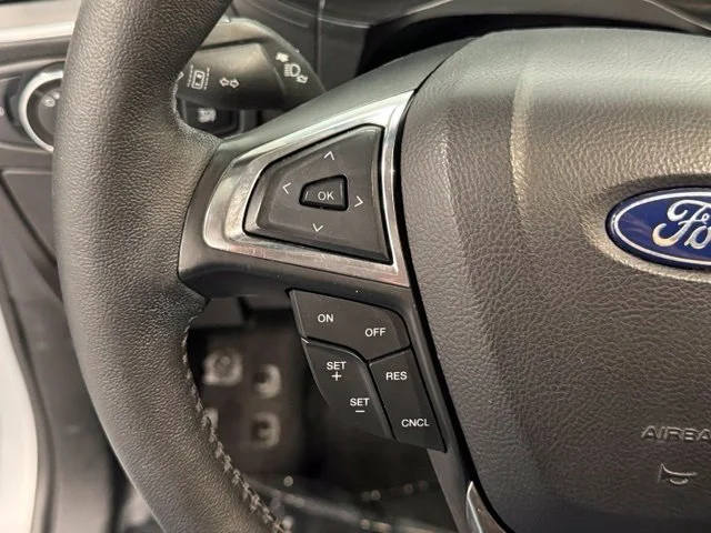 Used 2022 Silver Ford Titanium image 14
