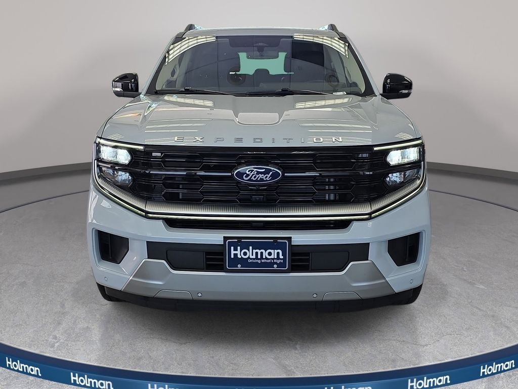 Used 2025 Silver Ford Platinum image 2